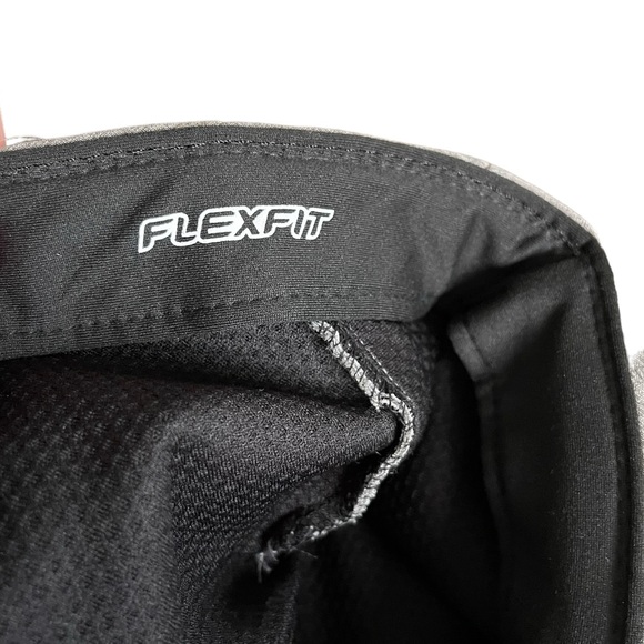 NWOT PUMA Tour Driver Hat Grey Moisture Wicking FlexFit Golf Bryson Small/Medium - Picture 7 of 10